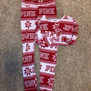 VS PINK Christmas sleep set